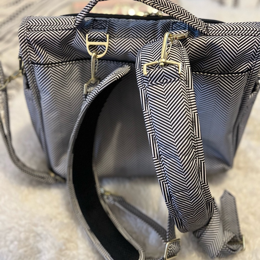 Jujube Queen if the Nile backpack diaper bag - Picture 6 of 11